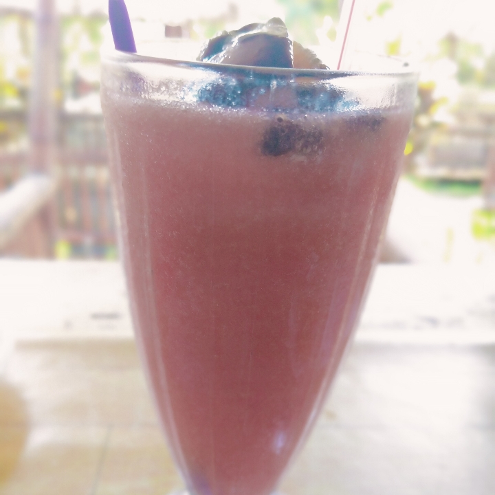 Jus Jambu Plus Es Krim