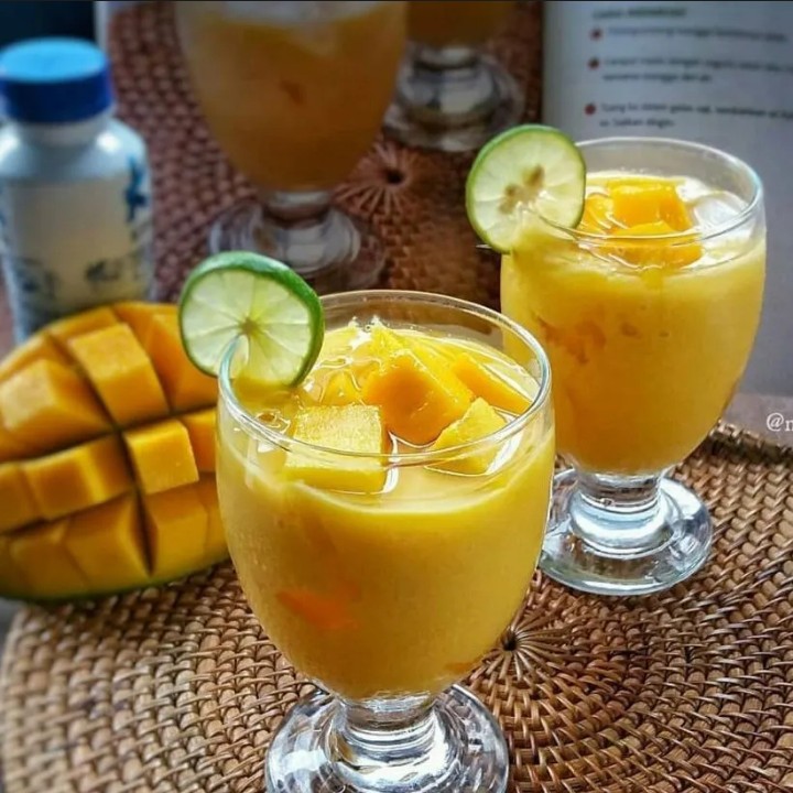 Jus Mangga Toping Mangga Potong