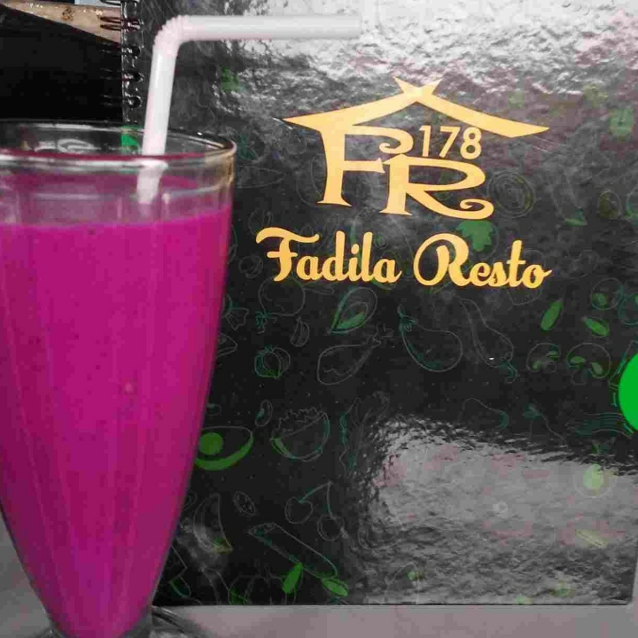 Jus Naga Merah