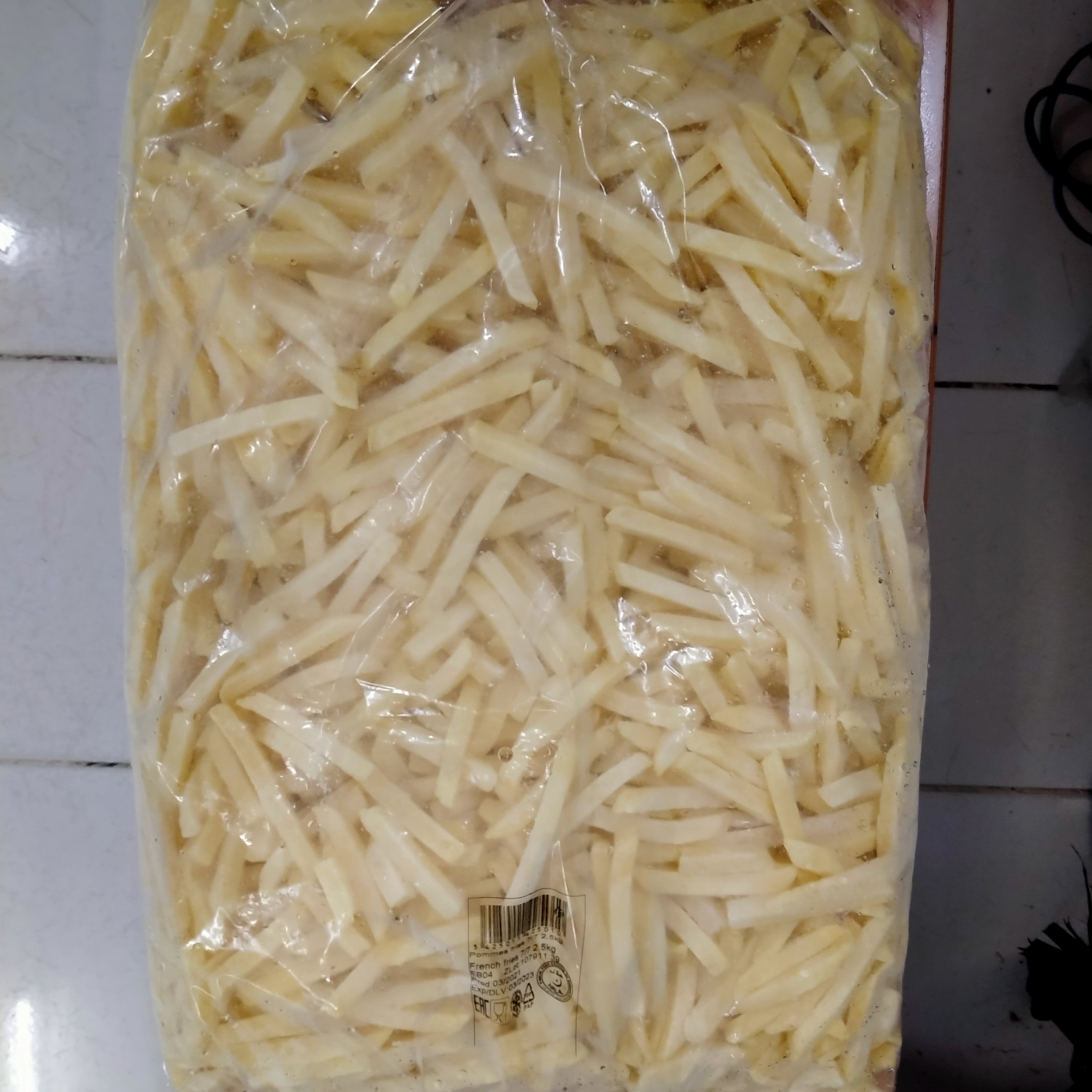 KENTANG GORENG 2 KILO SETENGAH