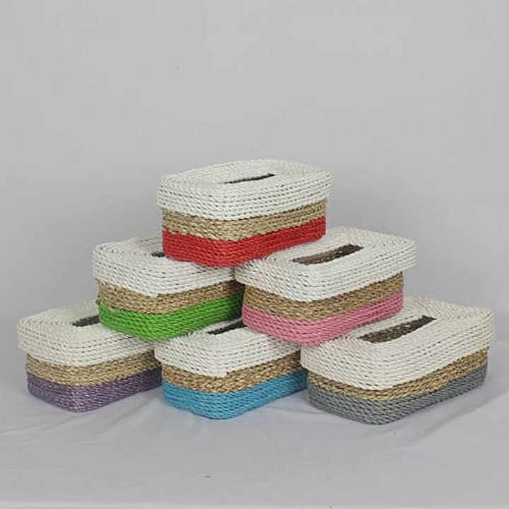 KOTAK TISSUE WARNA WARNI SINTETIS