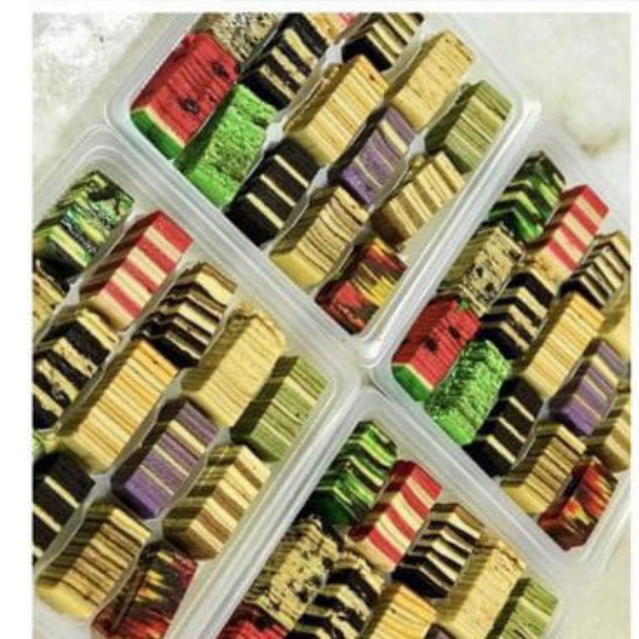 KUE LAPIS