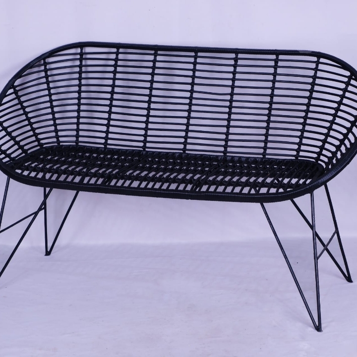 KURSI ROTAN SINTETIS PANJANG