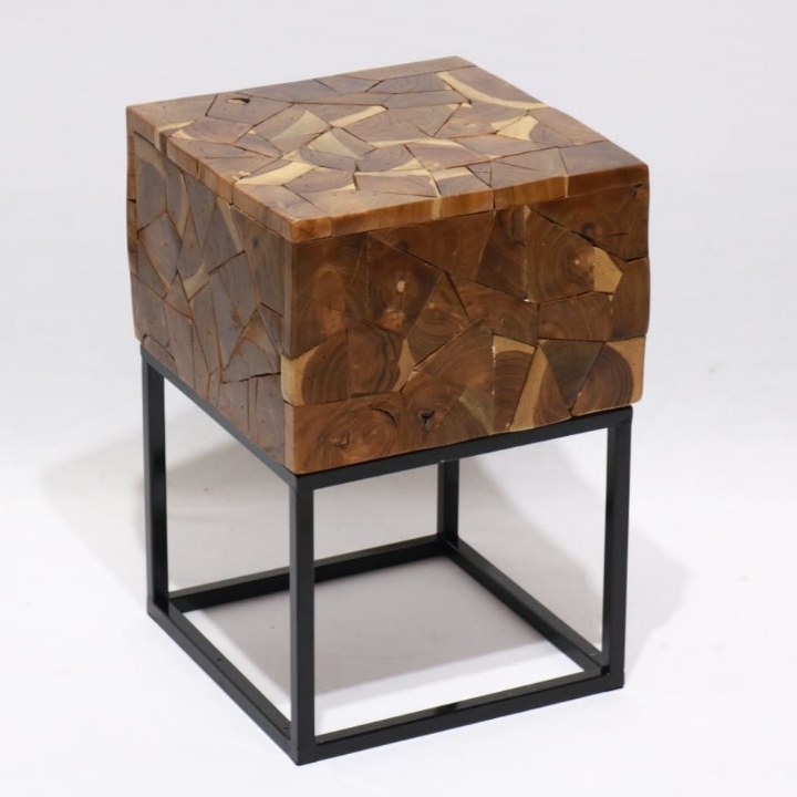 KURSI STOOL KOTAK KAYU JATI