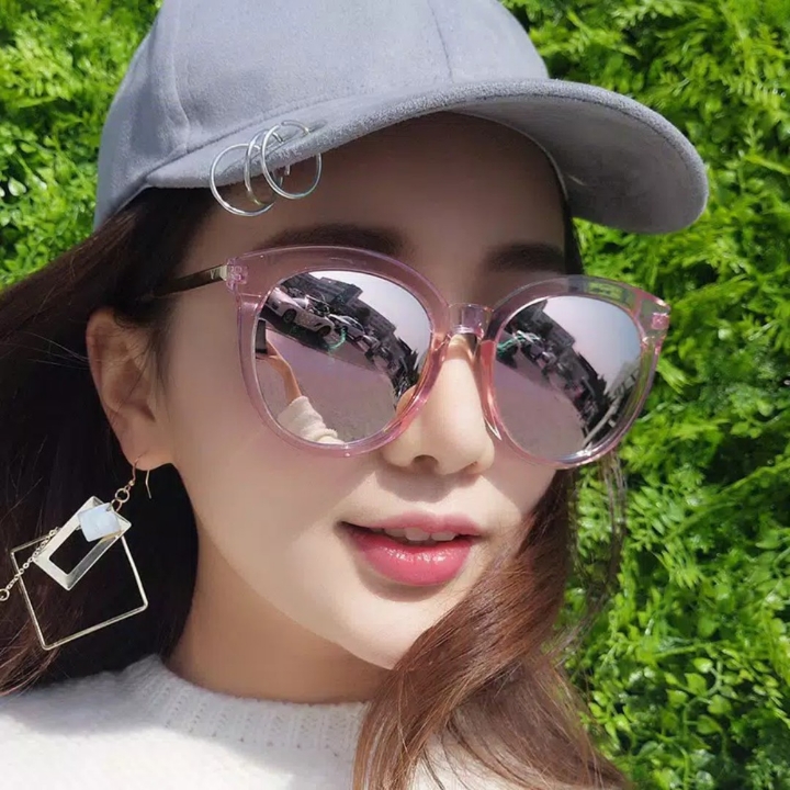 Kacamata Hitam Wanita Model Korea Mewah Bahan Metal Warna Warni 2