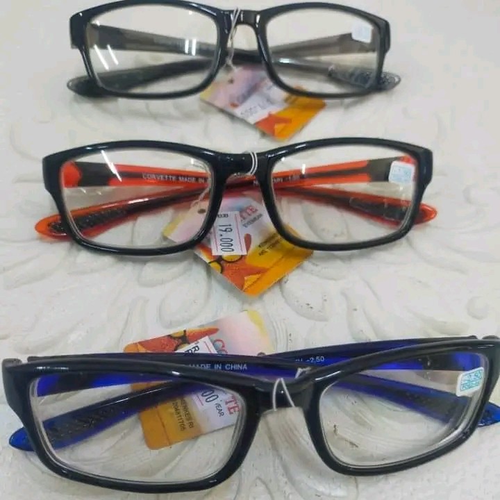Kacamata Nf642mn