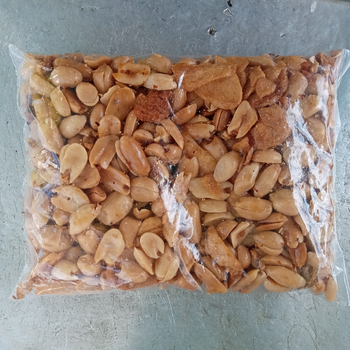 Kacang Goreng Bungkus Besar