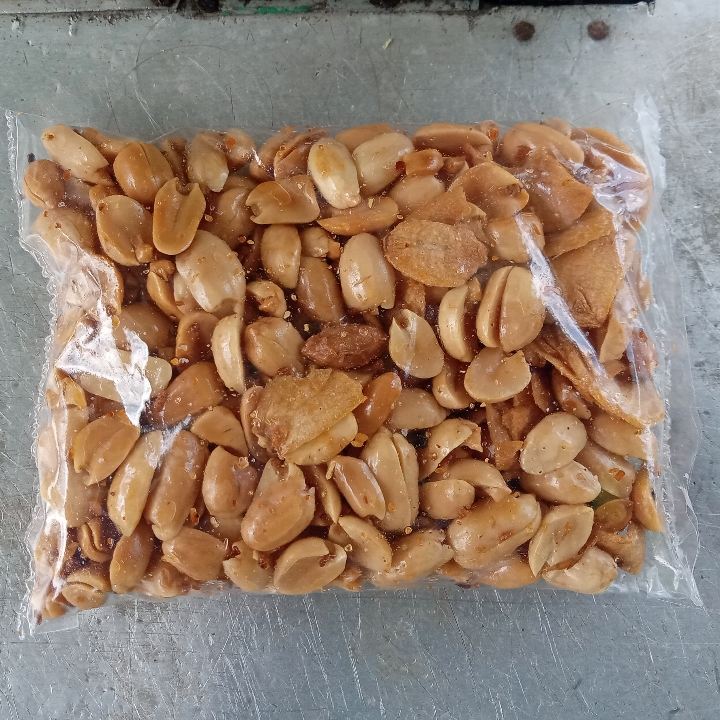 Kacang Goreng Bungkus Kecil 