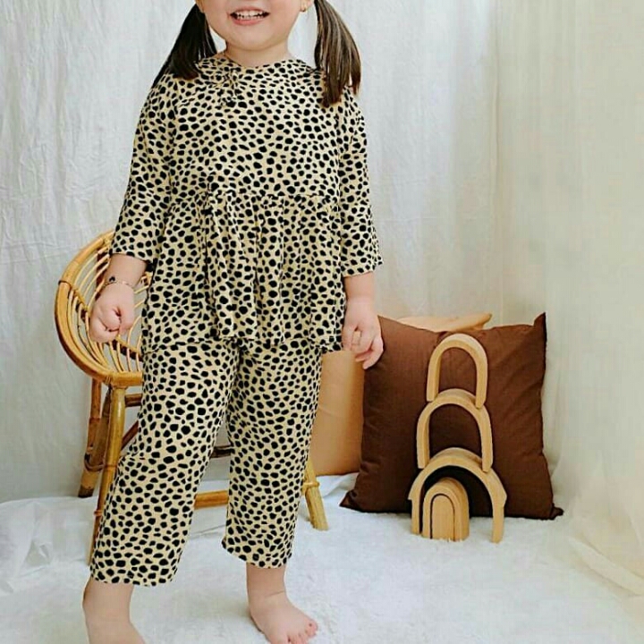 Kaira Set Yellow And White 2