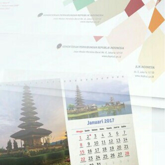 Kalender Meja
