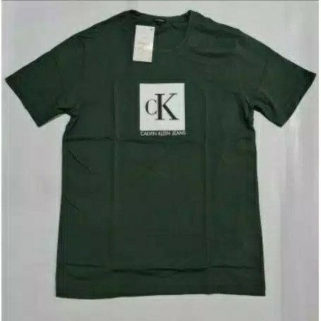 Kaos Calvin Klein 3