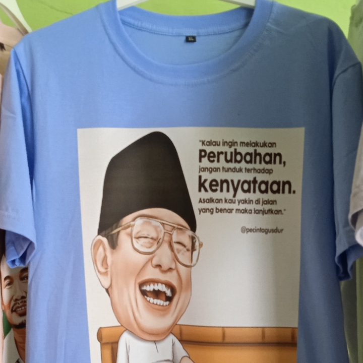 Kaos Costum Sablon Desain Suka Suka