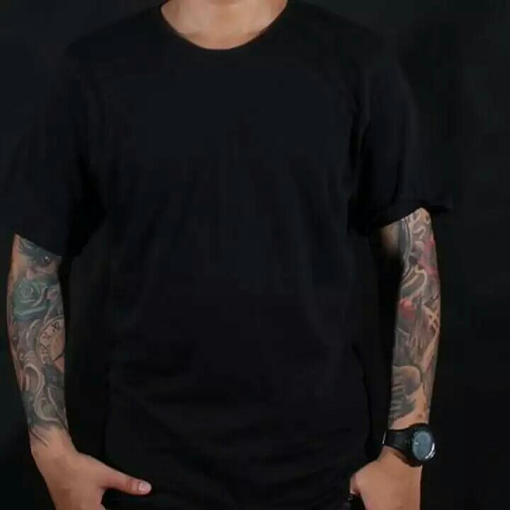 Kaos Distro Hitam Polos 2