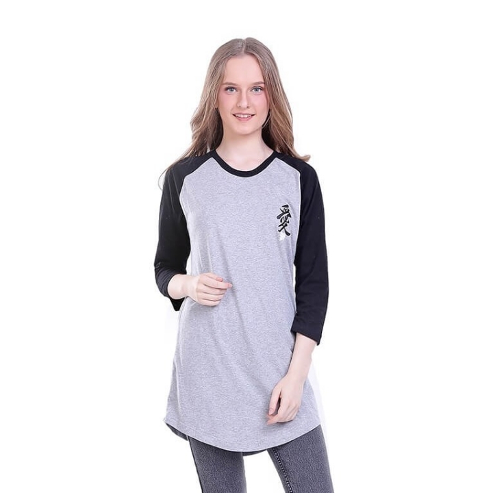 Kaos Distro Wanita Sakura - H 0759