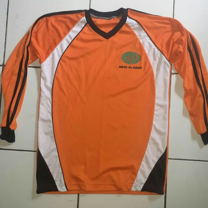 Kaos Setelan Seragam Sekolah 