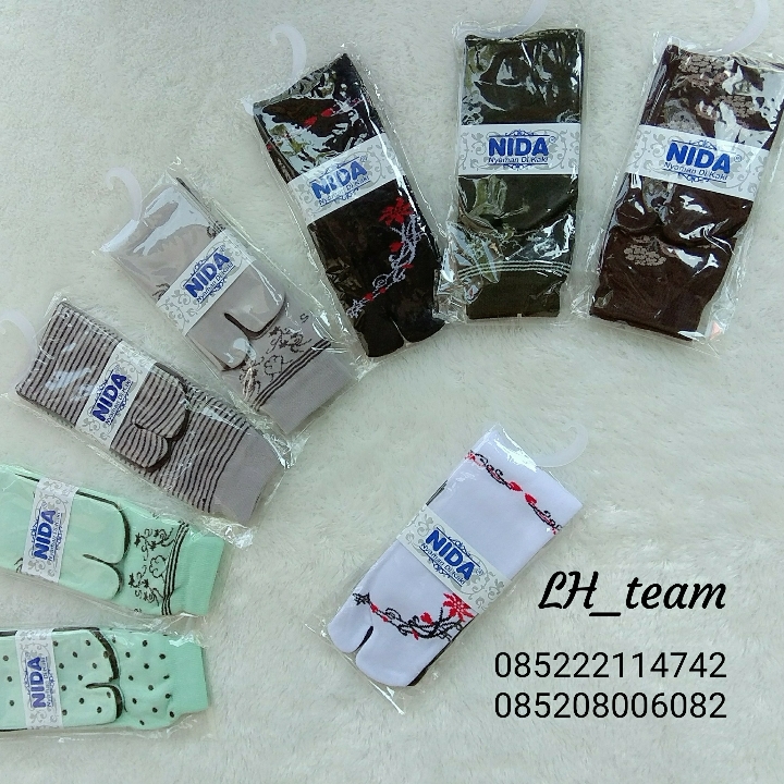 Kaos-kaki NIDA Motif 3
