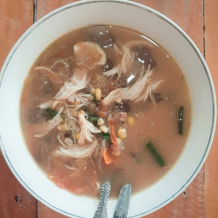 Kapurung Ayam Special