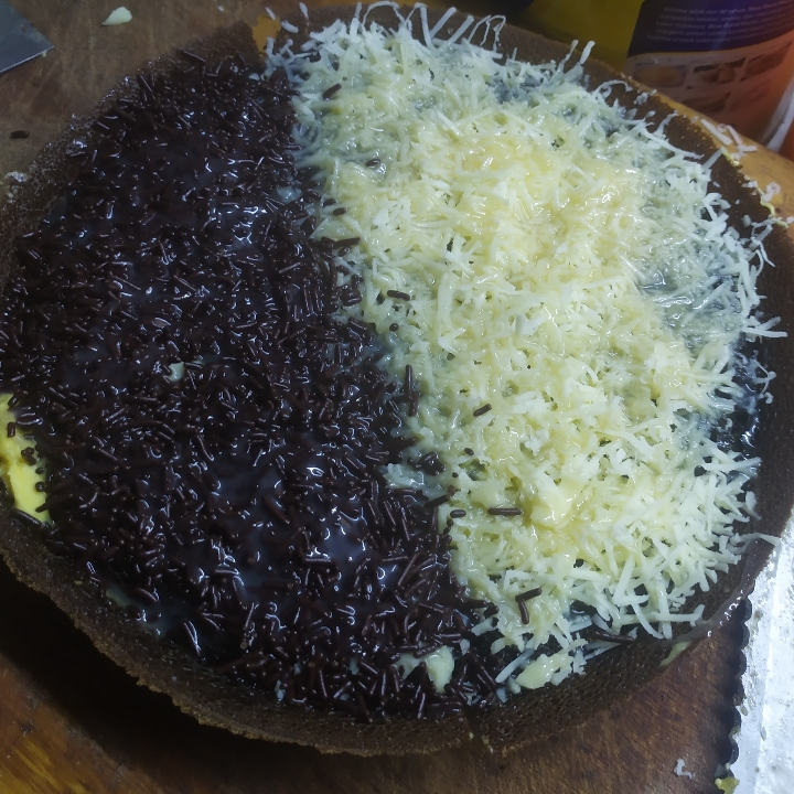 Keju Cokelat Susu Black Forest