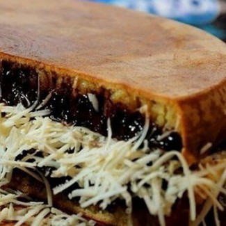 Keju Coklat