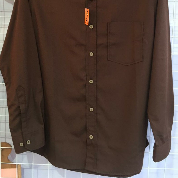 Kemeja Cowok Polos Coklat Panjang 2