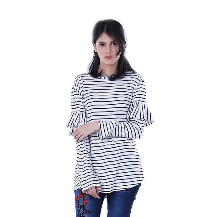 Kaos Distro Wanita Ribbon Hand - H 0834