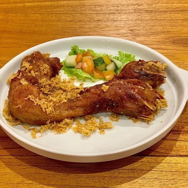 Kepala Ayam Goreng