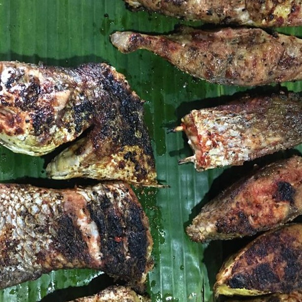 Kepala Kakap Merah Bakar