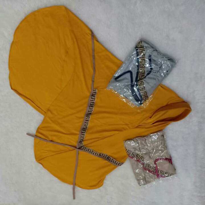 Kerudung Abu Quinzha Shop