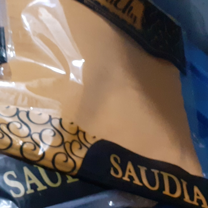 Kerudung Rawis Saudia