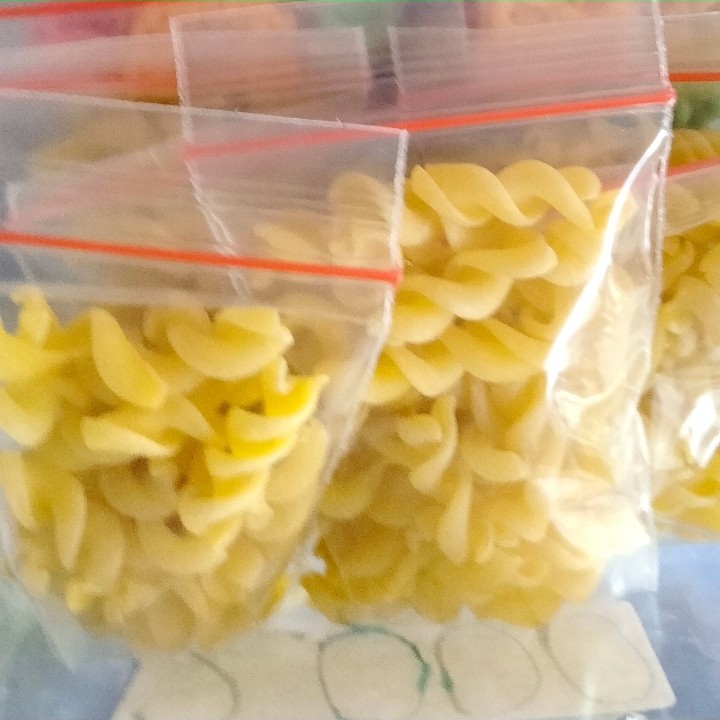 Kerupuk Mie Kuning