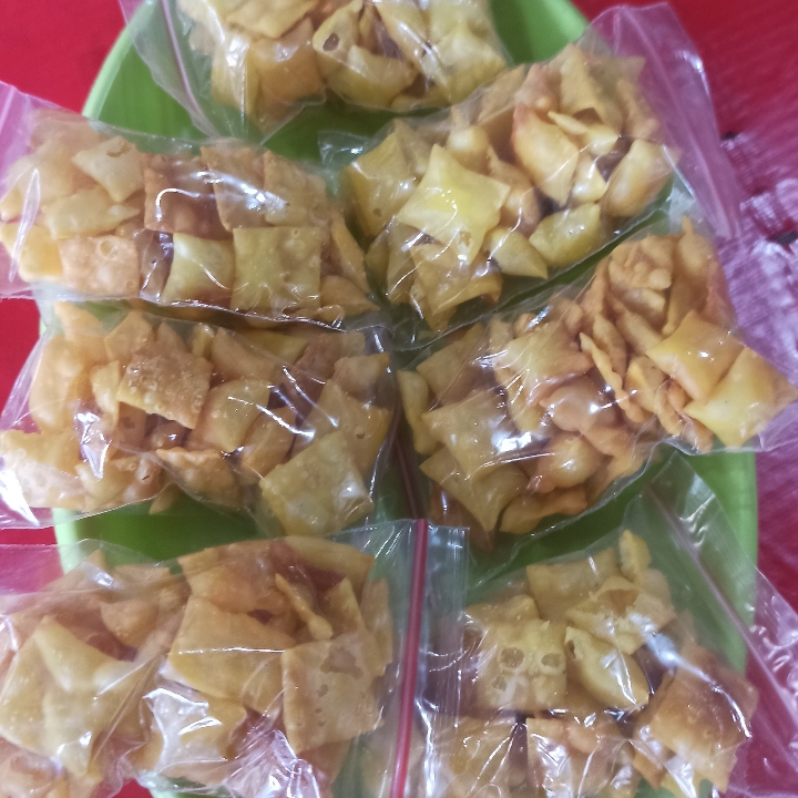 Kerupuk Pangsit