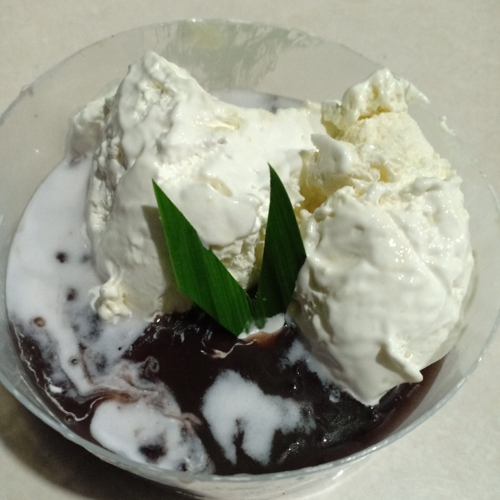 Ketan Hitam Es Krim Durian