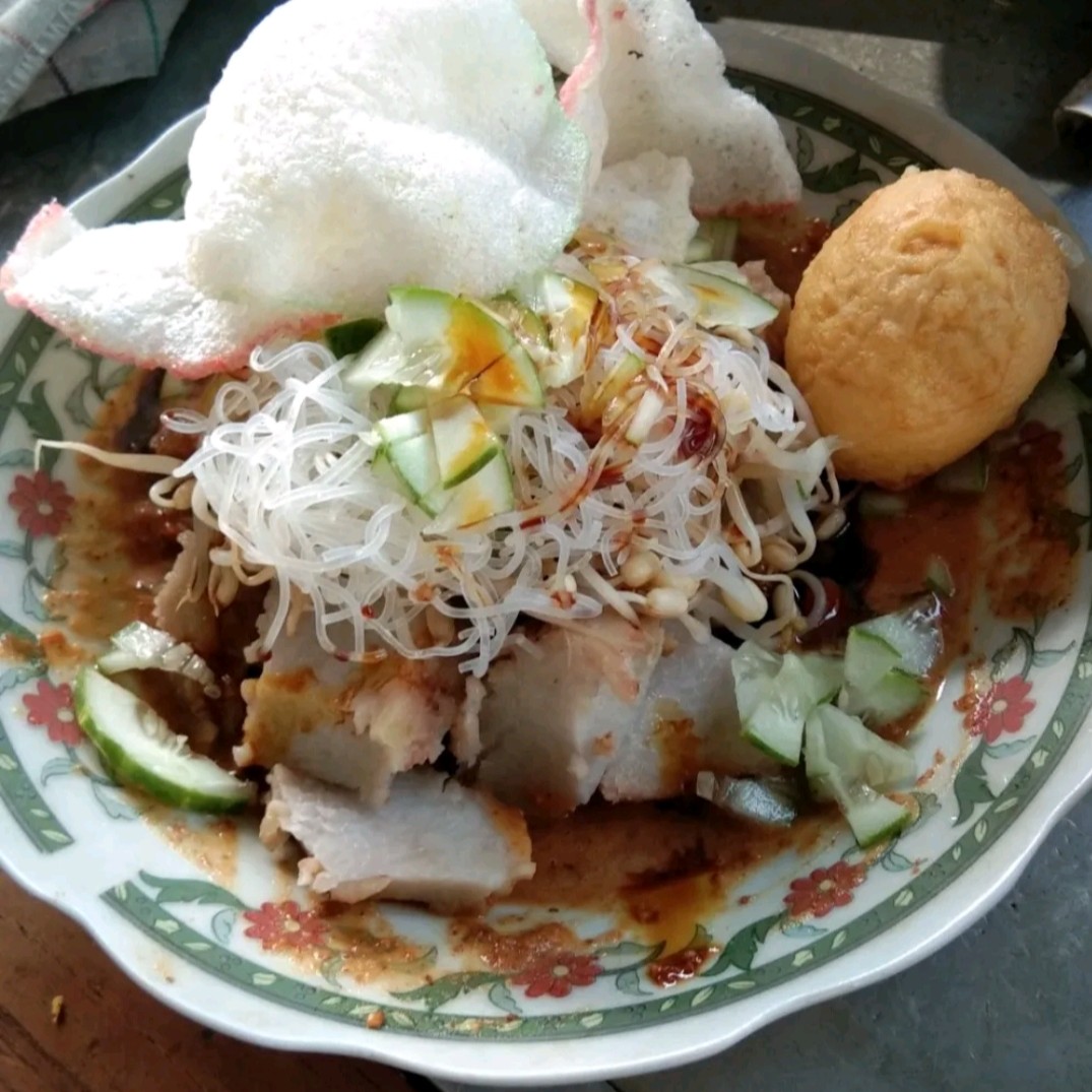 Ketoprak Telor Pedas
