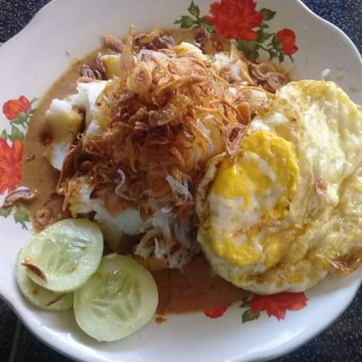 Ketoprak Telur Ceplok 