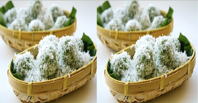 Klepon with juice sugar aren and topping coconut parut