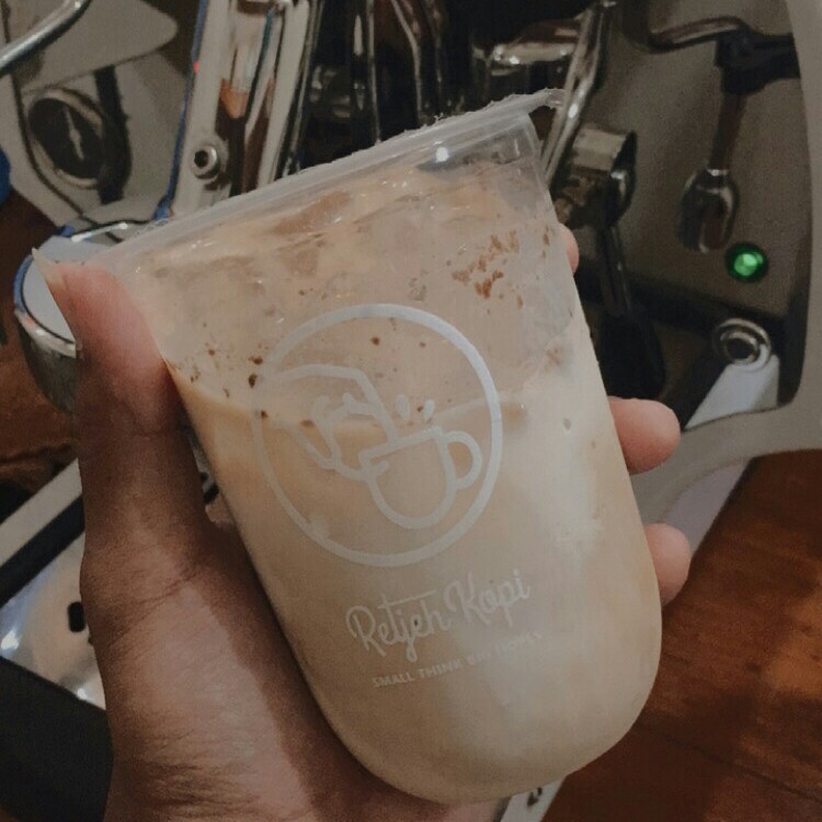 Kopi Susu Retjeh Strong