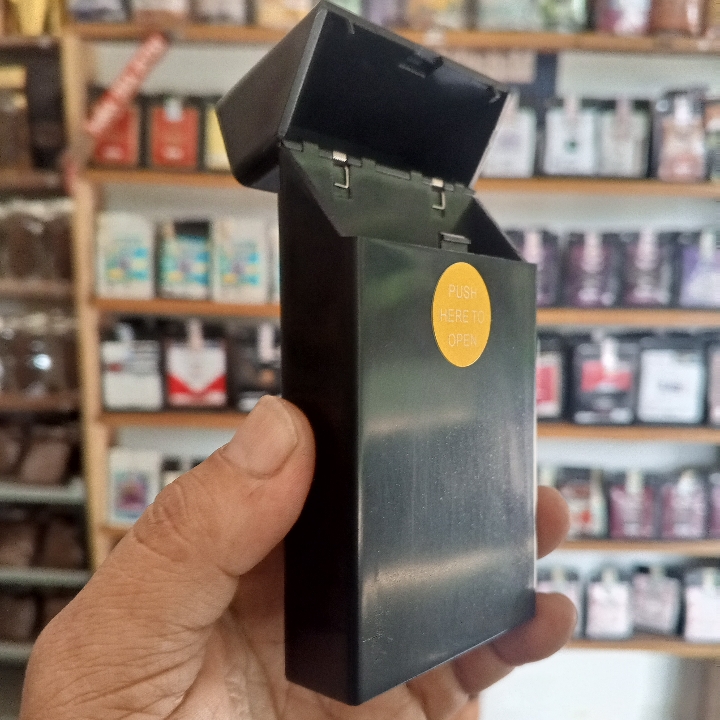 Kotak Rokok Berbahan Akrilik Cocok Untuk Rokok Filter 