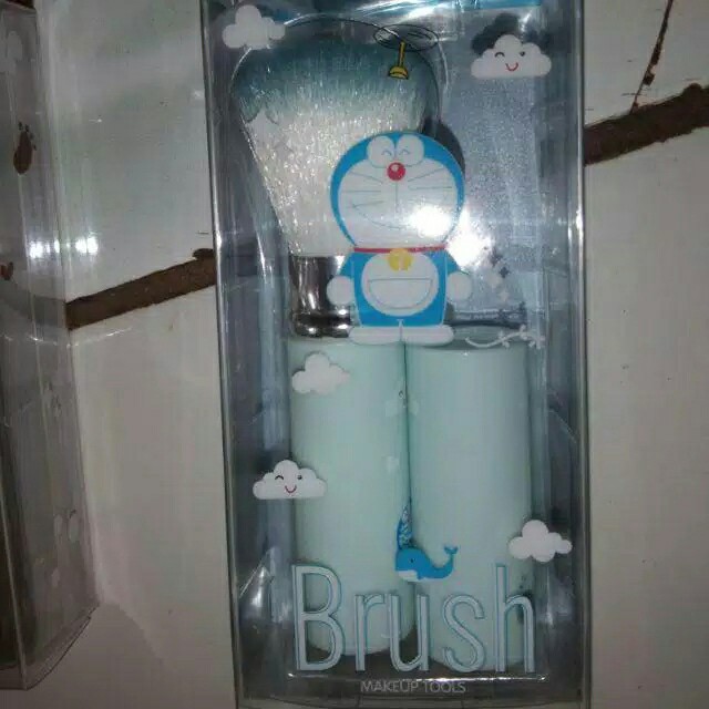 Kuas Blush On Karakter 4
