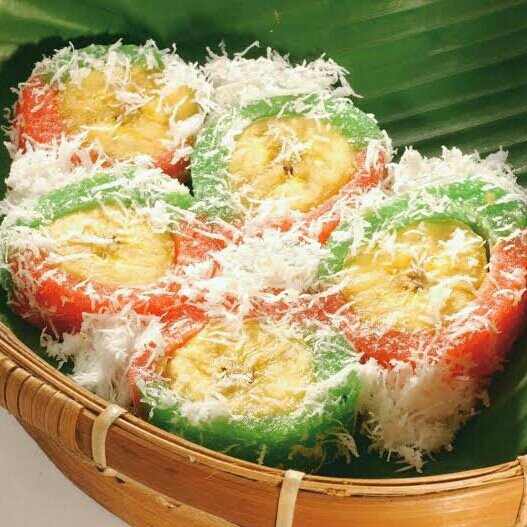 Kue Canil Basah