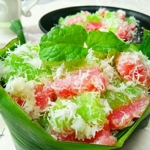 Kue Cenil Gula Merah