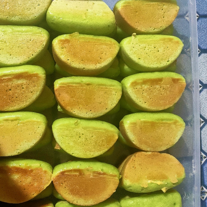 Kue Pukis Toping Strwberi