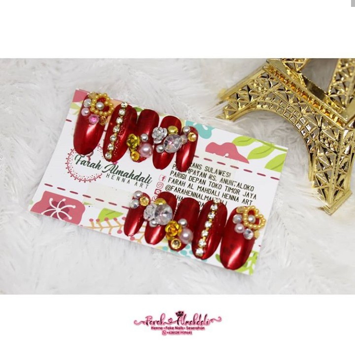 Kuku Palsu Merah Gold