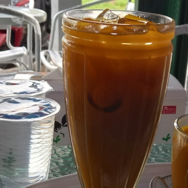 Kunyit Asam Es