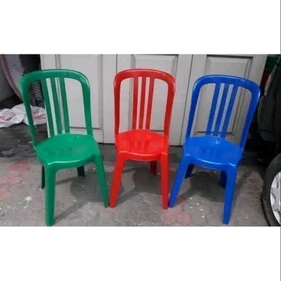 Kursi Plastik Garuda Mas