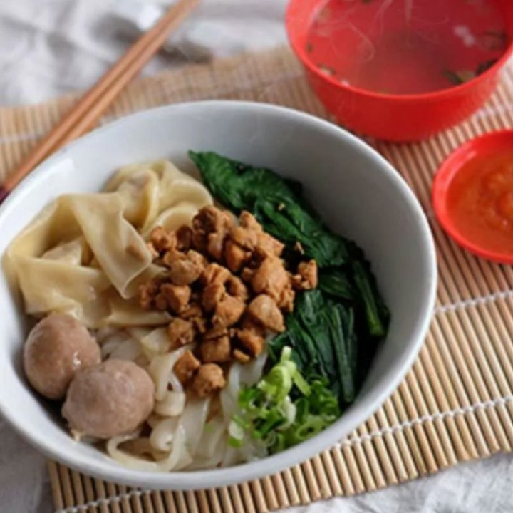 Kwetiau Bakso Pangsit
