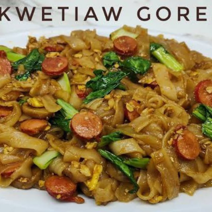 Kwetiau Goreng Ayam 