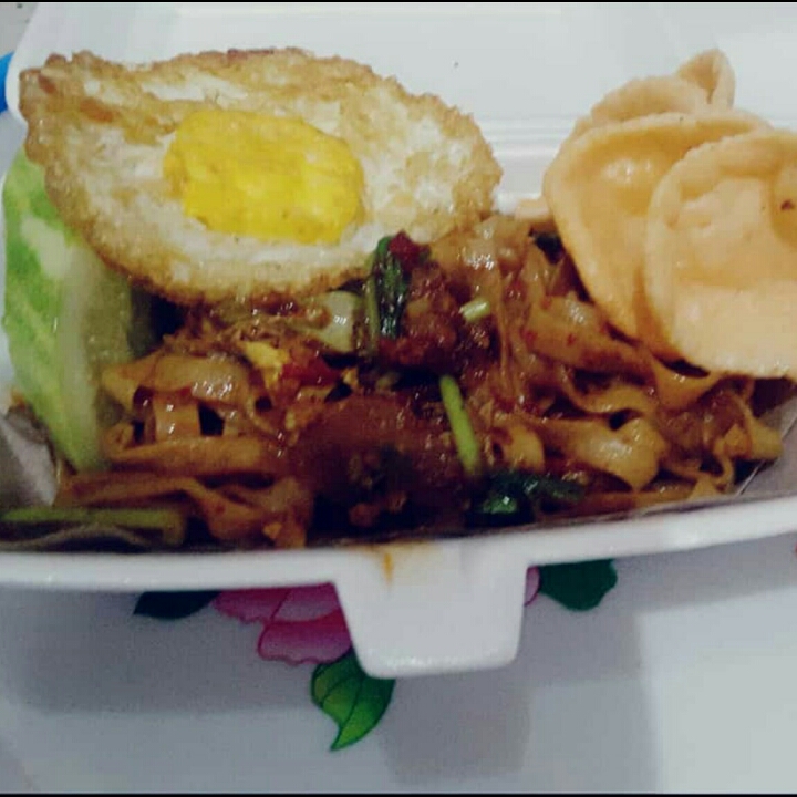 Kwetiau Goreng Special 