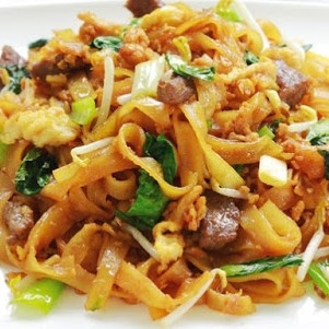 Kwetiaw Goreng Ayam