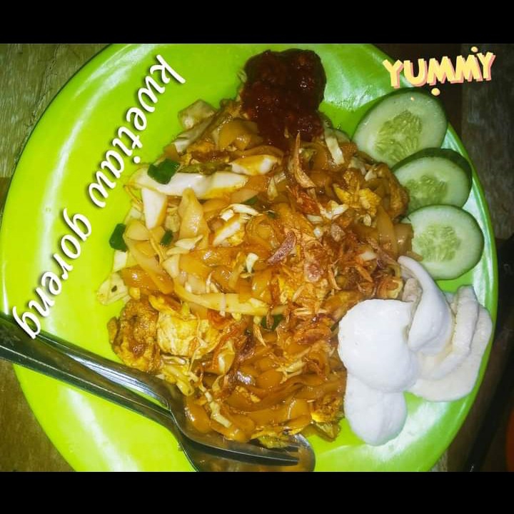 Kwetiaw Goreng Dan Kuah