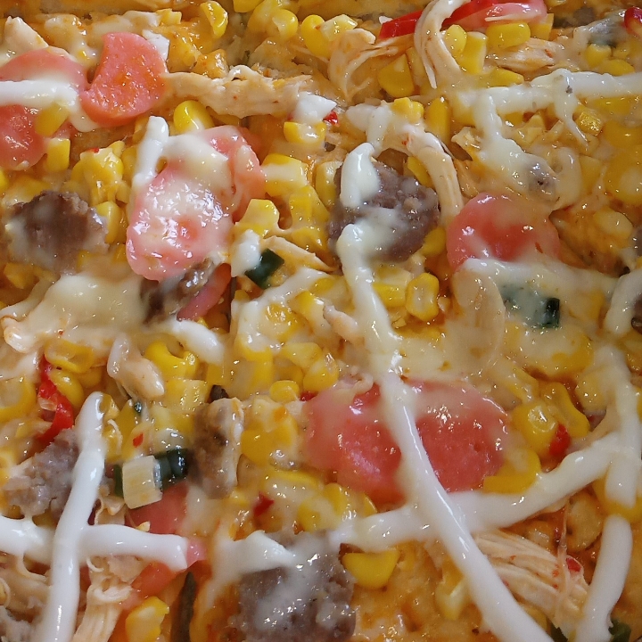 LA Pizza Daging Baso Sosis Jagung Mozzarella